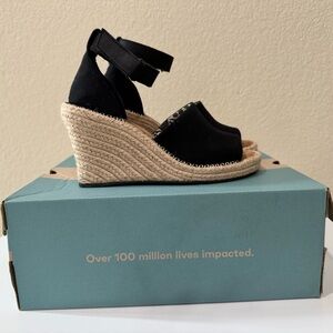 Toms Black Wedge Sandals